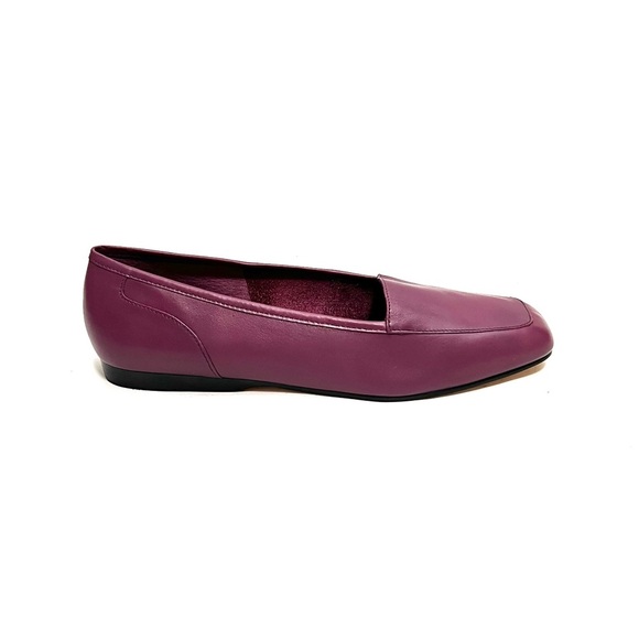 Enzo Angiolini Purple Flats - Picture 2 of 8